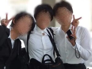 警察学校の訓練のあとに撮影した女性警察官の写真