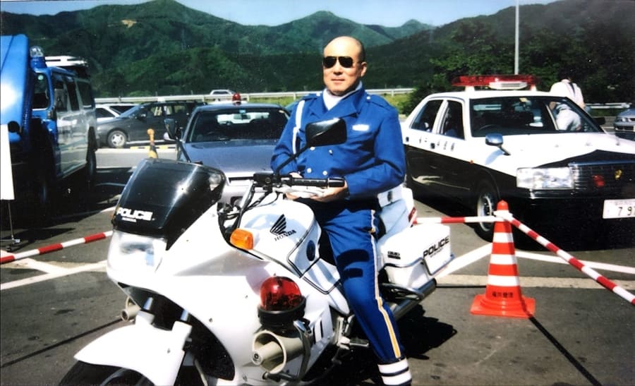白バイ隊員の写真